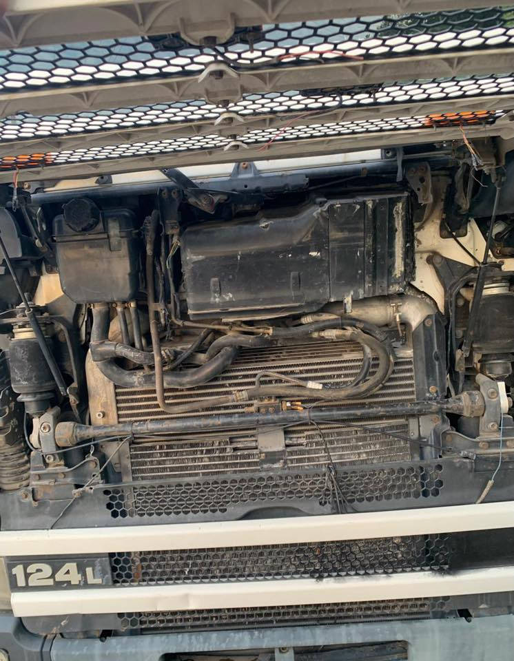 سكانيه للبيع كير مكينه شاصي مكفول مكاني بغداد ***********١
