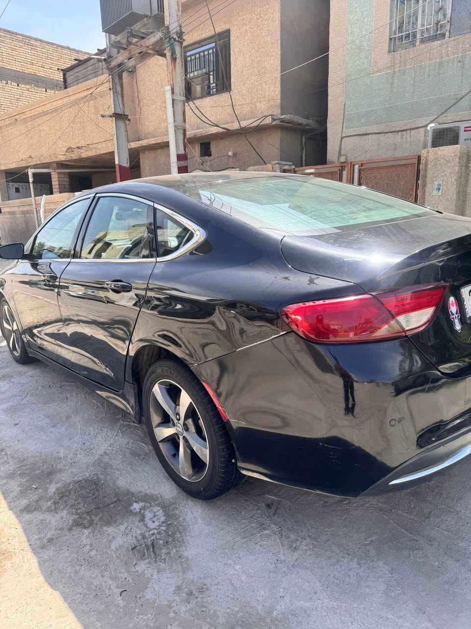 سلام عليكم
سي200 كلرايسر 2016سيارع بيهه قطعتين جاملغ مبدل وبنيد مصبوغ مكينه جديده مال كصه صار فتره صدره زين تبريد جاهز زوج تايرات جدد مواصفاته معروفه بصمه تحكم حساسات خلفيه كامرا ترحيب ابواب رقم جديد دولي اربيل العنوان بغداد 
السعر 100
***********
