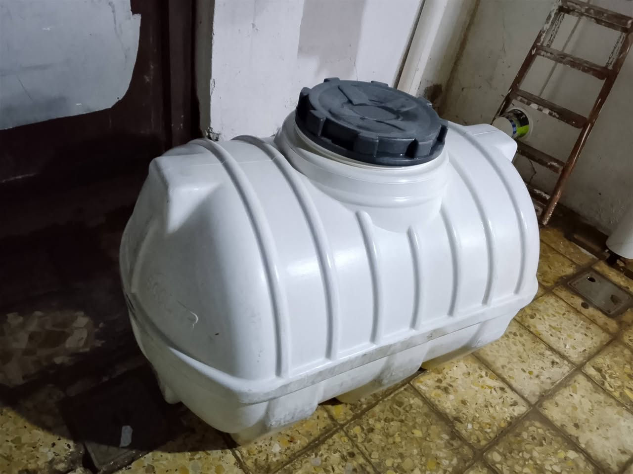 السلام عليك  حبايب قيم واخذ  مكاني عطيشي حي زهراء
***********
