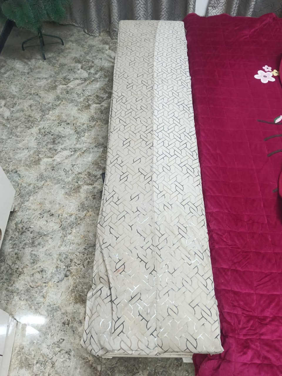 غرفه نوم اخت الجديده م̷ـــِْن بابل الجبله تركيا


**إذا كنت صاحب هذا الإعلان وتريد حذفه لأي سبب، رجاءا أرسل رسالة إلى الدعم الفني**