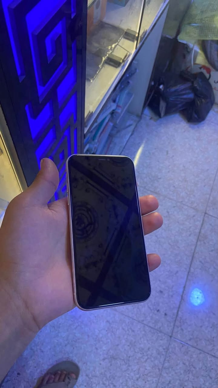 للبيع او مرواس 11 عادي 

حيل نضيفف

فقط مستبدل بطاريه من جهاز لجهاز 

بطاريه 76 

ذاكره 128 

الجهاز كله شغال 

كامرات

صوت 

سبيكر 

بسعر مناسب245بي مجال شي قليل 

للستفسار ***********

العنوان صلاح الدين تكريت
