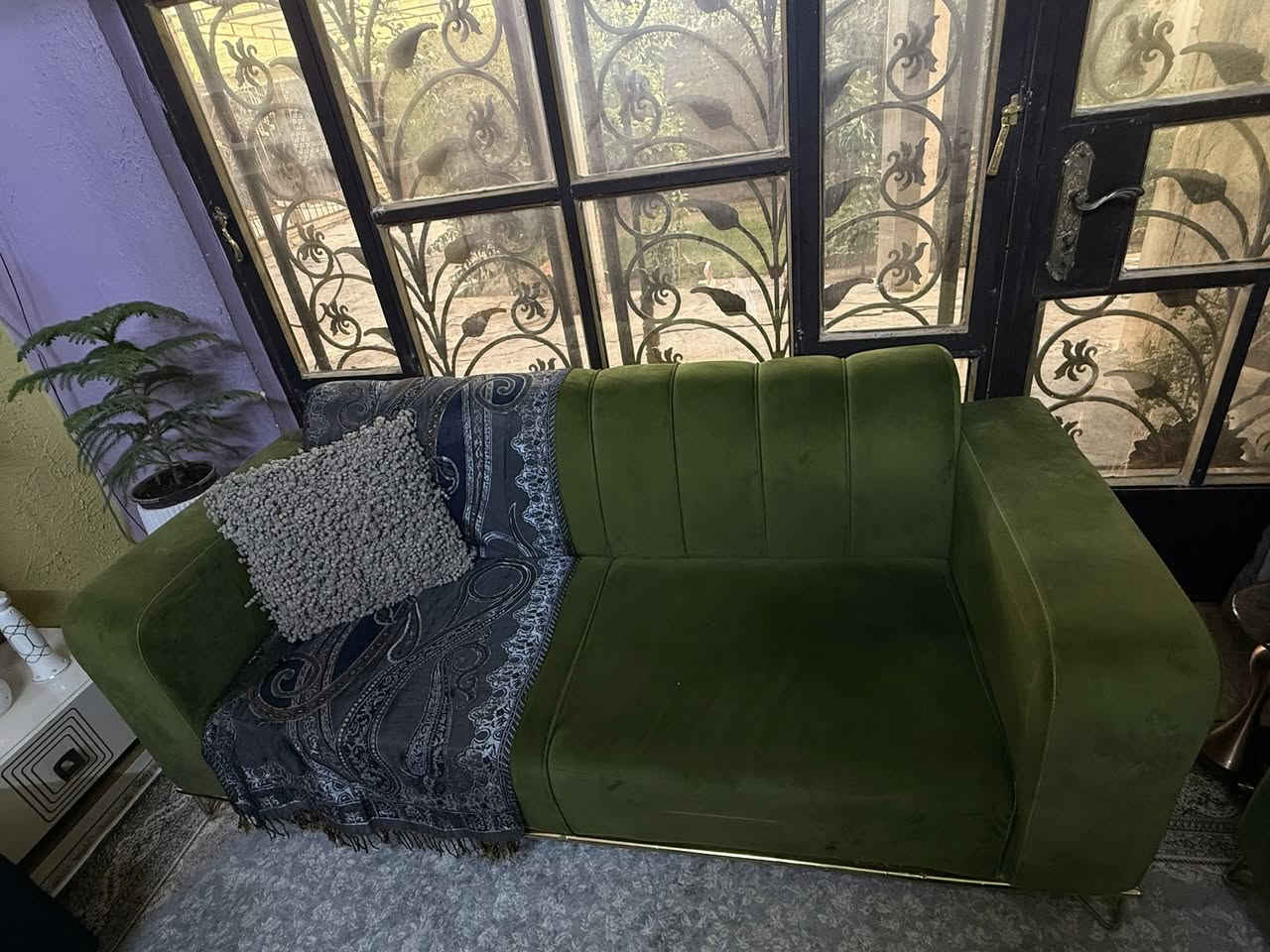 تخم تركي 10مقاعد نضافه فول اخو الجديد 350 وبي مجال الاتصال على الرقم ***********
