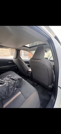 ‏سلام عليكم عندي كورلا موديل 24 ماشية 19,000 بدون ضربة مكان السيارة بغ...