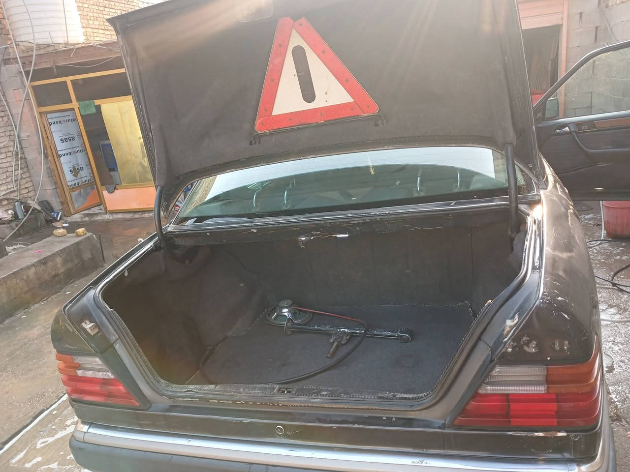 السلام وعليكم مارسيدس دبS300 موديل91أصل بأسمي تحويل مباشر
السيارة بلادية قواعد دبل شركة كير مكينه حداديه تخم تاير تبريد وي سويج كهرباياات فول مواصفات سعر56 عنوان ميسان ***********
