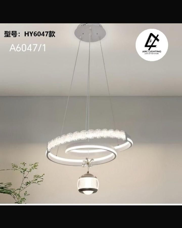 اناره تعليق بسعر 60 الف دينار 

توصيل كافه المحافظات 🚚
📍(الشورجة-عكد النصارى قيصرية الارمن-خلف بن الضيافة)
📞 ***********

#انارة #انارة_مودرن #ديكور #ديكور_منزل #اضاءة تصميم_داخلي مودرن interiordesign homedecor lighting
