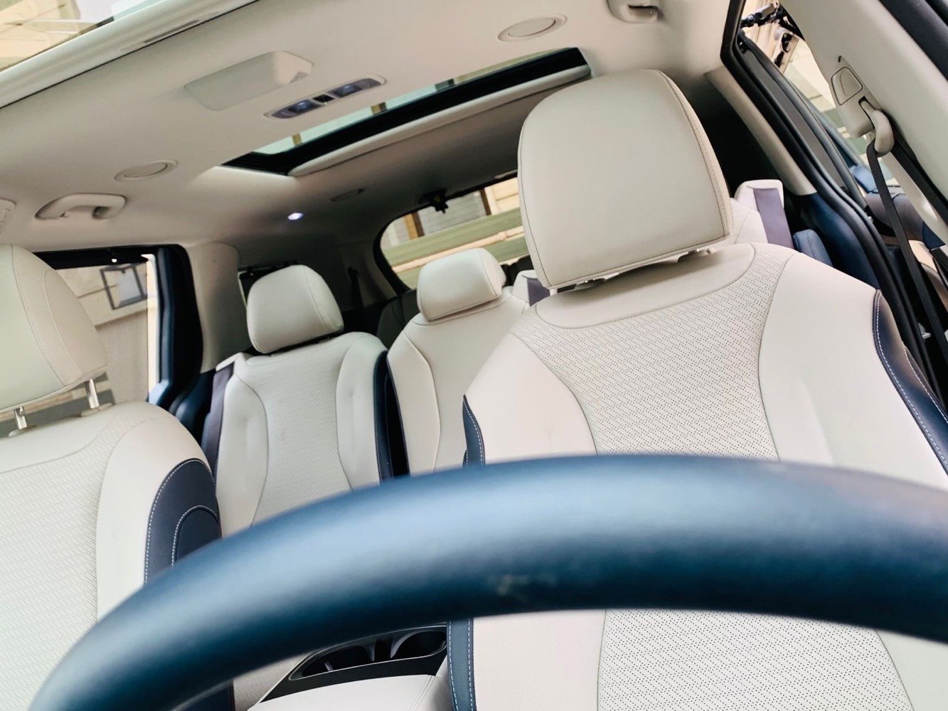 ياالله

السلام عليكم 

كيا كرنفال هايبرد 2025 SX  بلاك ادشن برستيج وارد امريكي 

Kia Carnival Mpv Sx Prestige 2025 1.6 Hybrid

                  Hybrid حجم المكينه : 1.6 تيربو + هايبرد 

         المسافه المقطوعه : 9 الف ميل  

            الضرر : بنيد دعاميه نفس الون     

             حالة الايرباك : دركه  

#مواصفاتها 

1.شاشه + شاشات خلفيه

2.كامرات 360

3.بصمه

4. بنوراما فتحتين

5.ويل كب اسود

6. تشغيل عن بعد

7.حساسات خلفي امامي

8.بيبان كهرباء

9.لايتات لد

10.لايتات زنون

11.بكلايتات لد

12.اشاير بالمري

13.رادارات 360

14.كشنات جلد 

15.ثلاث قطع تبريد

16.هيترات بالكشنات حار بارد امامي خلفي

17.هندبريك بصمه

18.شحن وايرليس

19.هيتر بالاستيرن

20.كشافات 

21.مري شفط

22.كشنات كهرباء امامي خلفي

23.كشن السايق ميمري

24.تحديد مسار

25.نظام ايكو سبورت عادي

26.كامرات محيطية داخل السياره

27. كشنات خلفيه VIP+ كهرباء 

28 .داتا شو

فول موصفات 1/1 جاهزه مرقم بغداد 

🟩 السعر  _ الطلب في التعليقات سيأتي إليك مباشرة 

تفاصيل اكثر هذا رقمي ***********

مكان السياره بغداد