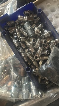 قطع غيار سيارات • توصيل لكل المحافظات