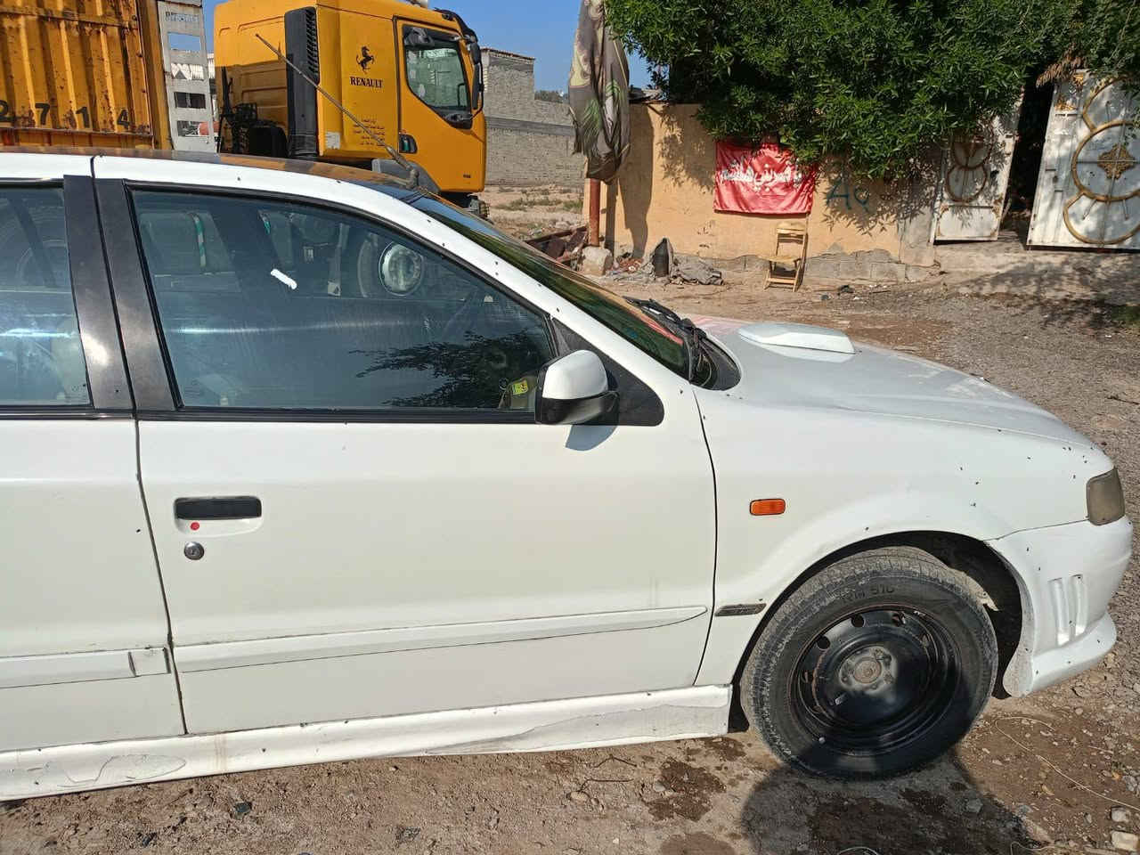 سلام عليكم سمند موديل 11 بسمي سنوي ساقط بل 24 انت تاخذ صافي سيارة مال بيت منظومة غاز تبريد ثلج مكينة فرنسي بديت بخارة قليل كير كفالة غرفة دوشمة جديد صدر جديد مشط ستيرن جديد سيار خير من الله العنوان بغداد ناحية الوحد قرب بسماية سعر 28 وبيهة مجال غير متواجد على الفيس اتصال واني خادم رقم ***********
