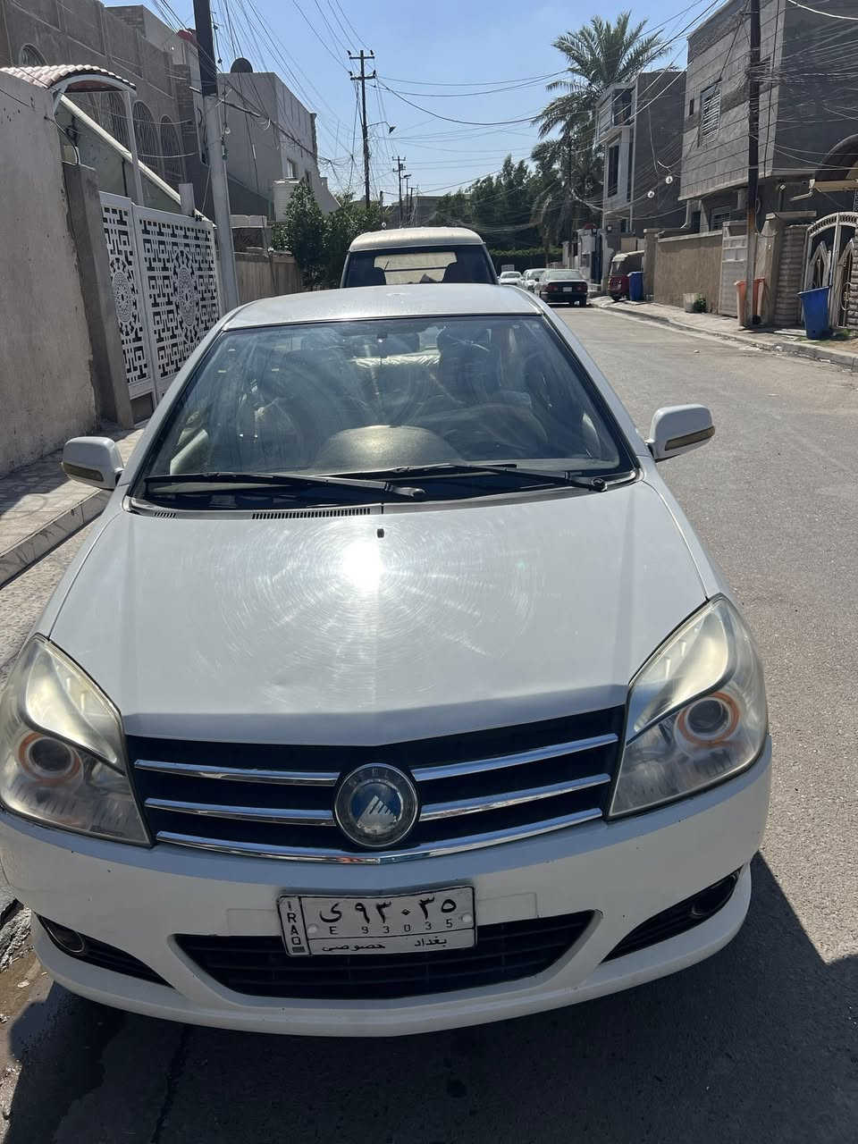 جيلي ام كي 2013
سياره كفله كير و كينه سياره مشيه 100 الف بس 
لا ضربه ولا طخه ولا صبخ بل كشر 
مكينه 1600
(((!شعندك مروس دزلي بس كون اوتمنيك )))))! 
و جاي مشي بل معمله مال رقم و سنويا جديده
‏***********
