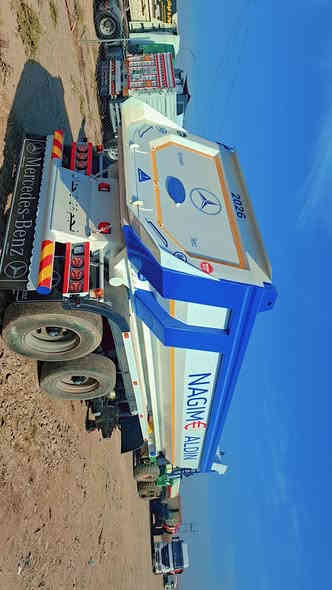 بسم الله الرحمن الرحيم 
النوع . عربانه بودي قلاب بحاره . 4 محور دبل تاير 2 دنكيل سبرنك 2 دنكيل جوبليس . رفاع 
موديل  2026. شركه . نجم حداد . شغل درجه واحد 
دنكيل  16 . جك كبير 
فصال زورزي . 
كامل جاهز لل شغل 
السعر  190 معا مجال 
عنوان معرض هوار . طريق دهوك موصل جمبور عميريه 
***********
***********
