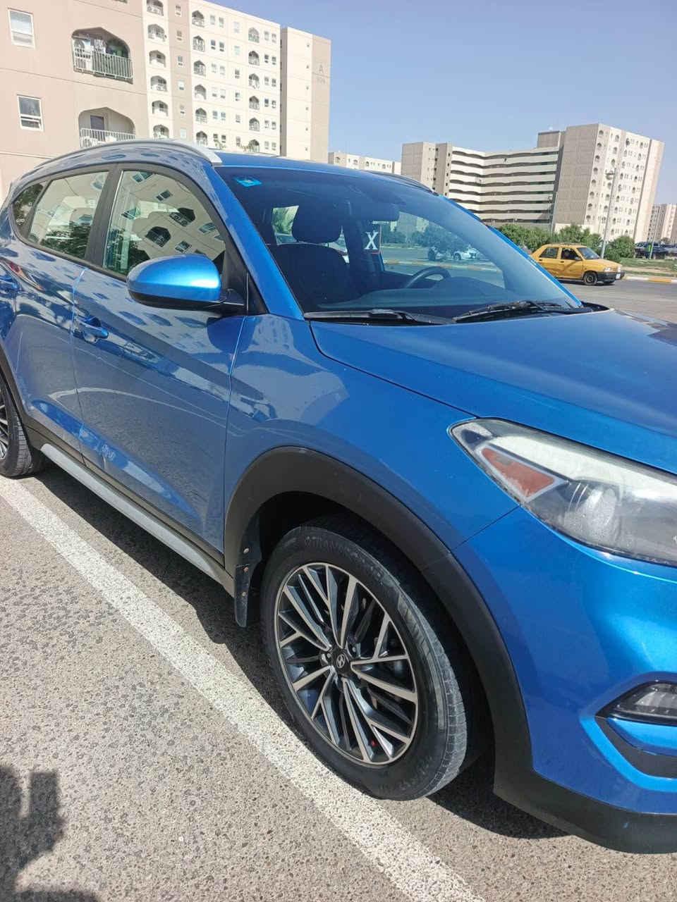 ***********
سياره بيه 3 قطع بس بدون ضرر وارد امريكي سياره جديده ربع ماتصرف عليه بغداد, العراق
