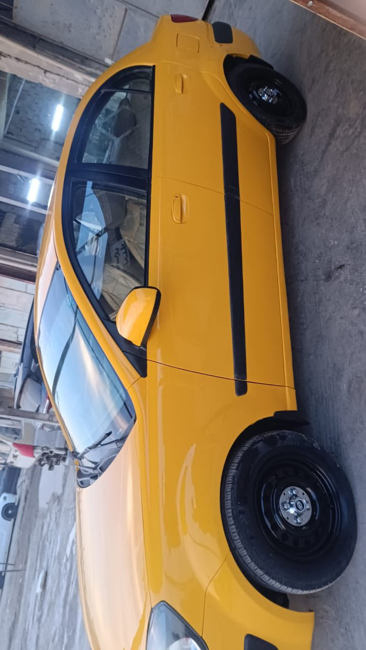 السلام عليكم ريو وارد امريكي موديل 2008 حادثه فقط بنيد جاهزه من كلشي ادامه كامله صبغه جديده باسمي سنويه 28 سعر 77بيه مجال بسيط مكاني بغداد ***********
