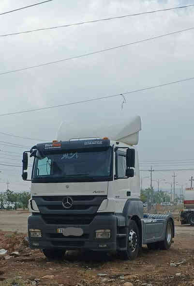 السلام عليكم اكسور اللبيع موديل 2010 كير اوتوماتيك بدون كلج حجم 1840مكفوله كفاله عامه رقم  وسنويه2030 وهزه جدد تخم ويل كروم تايرات جدد مربوطه فلات 4دناكير دبل تاير 56طن سياره جديده السعر265 ورقه *********** ***********  ***********
