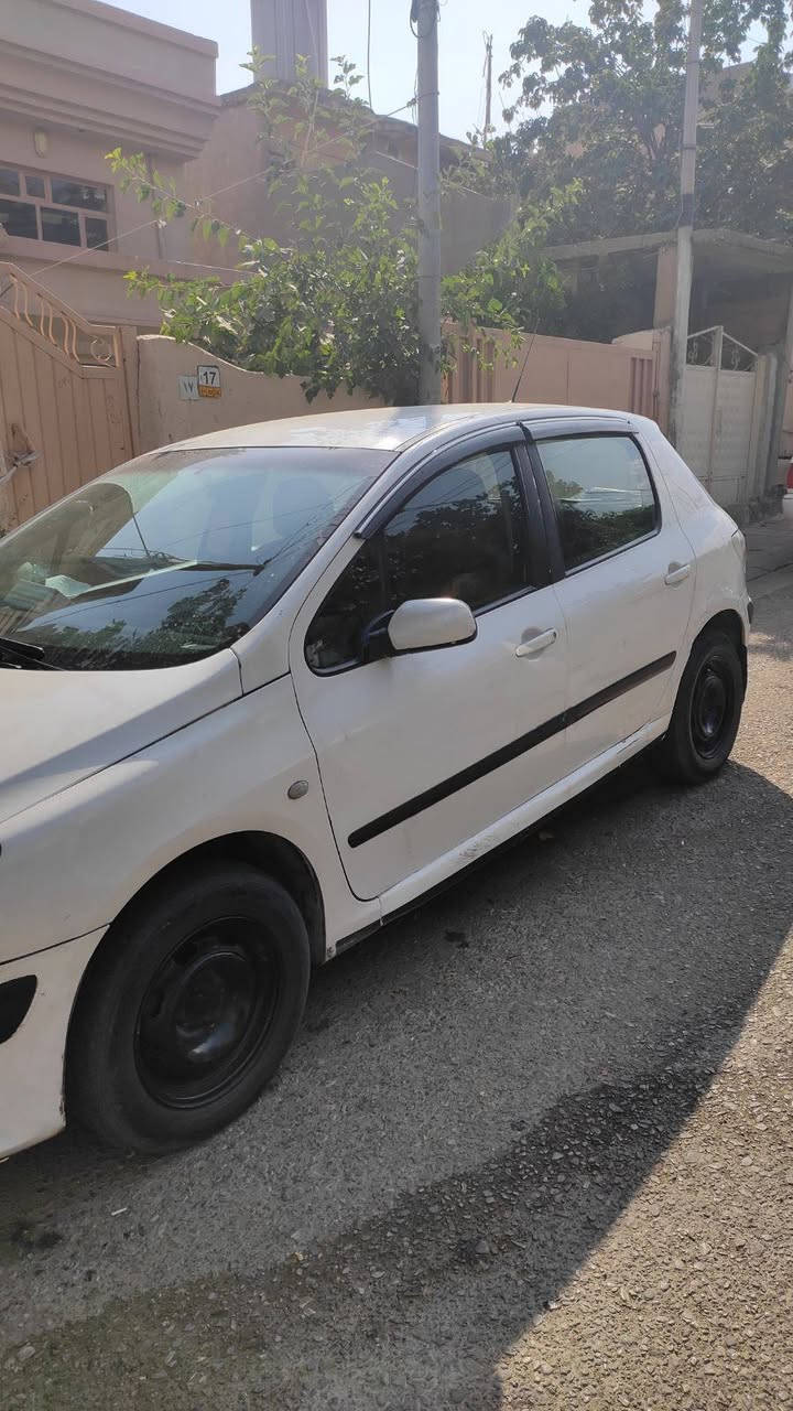 بیجۆ 307
ئارمی پلاستیکی سلێمانی 
گێڕ و مەکینەی بە شەرتی 10فیتر
گێڕ ئۆتۆماتیک
ته قە و ڕقە بە شەرت
تبرید لە له گەڵ سویچ
قفڵ مەرکزی
له سلێمانیم 
سعری47گڵا و معامه لە
*********** السليمانية, العراق
