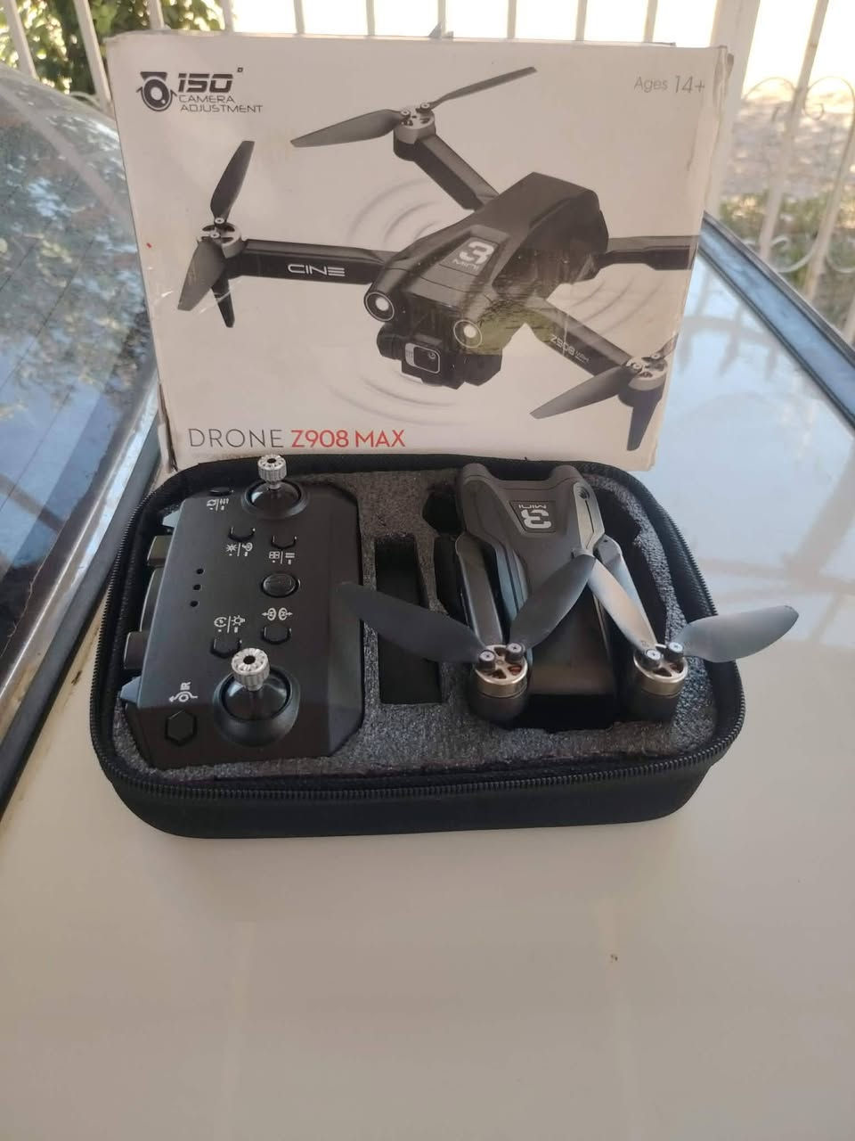 السلام عليكم 
كامرة908DRONE نضيف نفس ما موضح بل صورة مواصفاتها الارتفاع 100م والبعد 800م تصوير K4وبيها جي بي اس ودبل بطارية مستخدمة 8ايام فقط السعر 85وبيها مجال مكاني الهرمات الخامسة قرب مدرسة كعب بن مالك اتصال ***********
