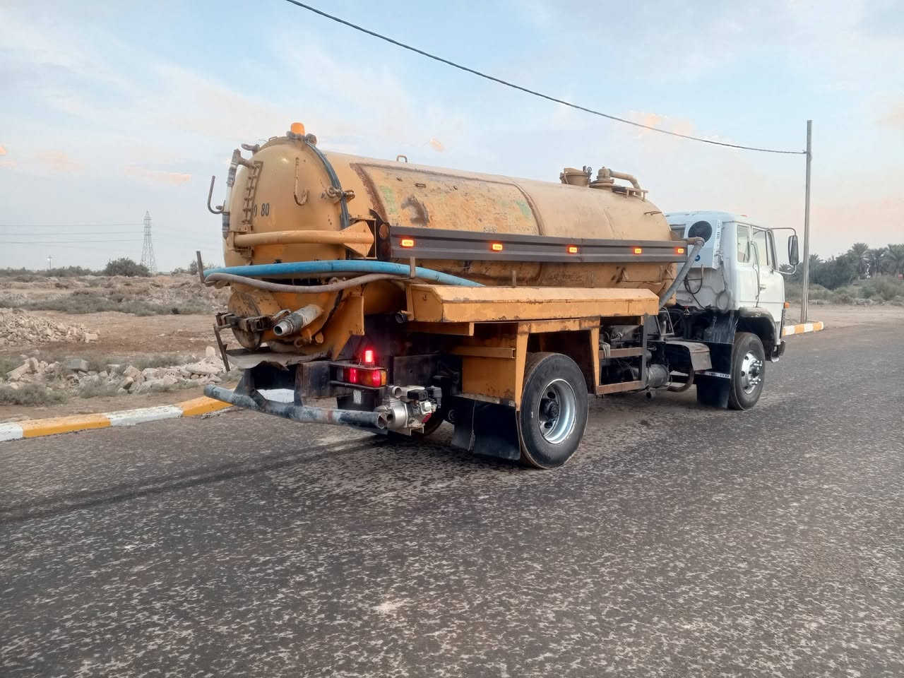 السلام عليكم فوزه مسبوشي محرك 8 تخم تاير تخم بتريات دوشمه جديده تبريد ثلج مطور 55سحب ودفع حموله 12الف حصه كاز 300 تريد تحويل تريد وكاله سيار كامله كبل لللعمل استفسار ***********
