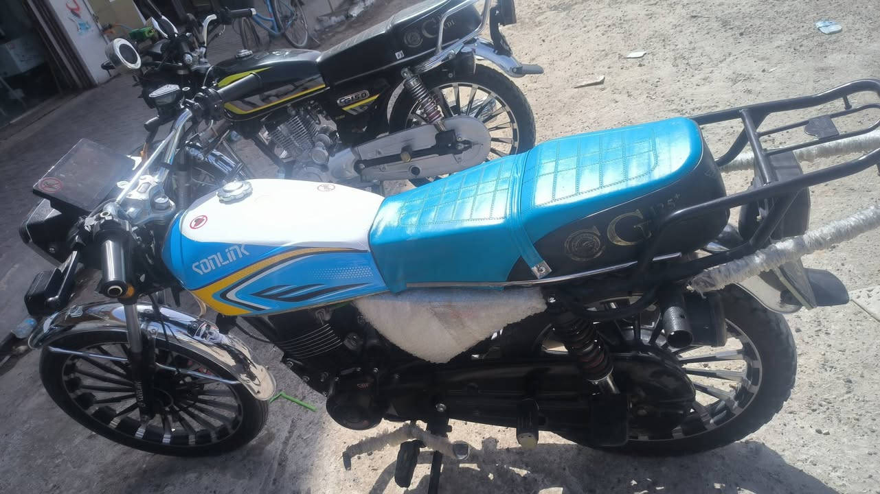 دراجه سولنك  للبيع بعدها زيرو 

محرك ضاغطه وزنجيل يعني SBF

سعر 825وبيها مجال 

مكاني بيجي


**إذا كنت صاحب هذا الإعلان وتريد حذفه لأي سبب، رجاءا أرسل رسالة إلى الدعم الفني**
