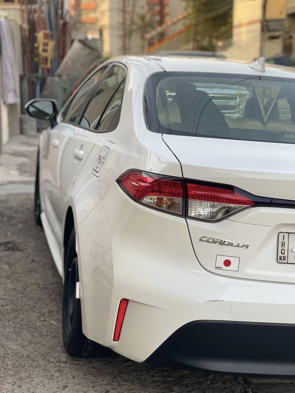 السلام عليكم كورولا للبيع
موديل 2023 السيارة Le سايد بريك زر ( دگمة ) قيادة ذاتيه - رادارات امامية - محرك دوش 2000 
السيارة ماشية 28000 فقط 
السيارة جاهزة مـטּ كلشي 100% 
+964 771 395 2930 ☎️
