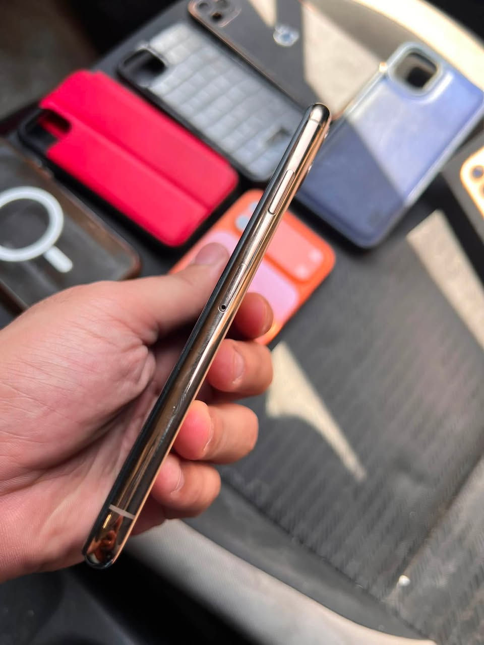 11 برو ماكس جهاز نضيف جداً كارتونة مطابق وي تلفون ويجي وياه 6 كفرات

فقط مبدل بطارية وشاشة اصليات فيس ايدي شغال سعره 275  ***********
