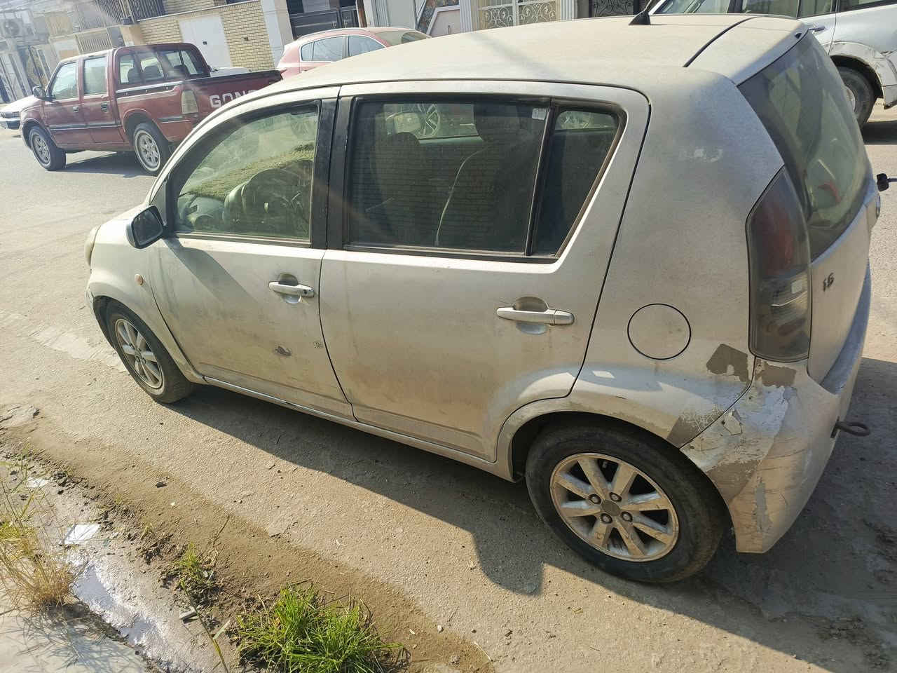 موديل 2009 مكينة 1500 سياره بلادي مكانها الدورة الاثوريين***********
