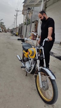 درجة ايراني البيع اوراق كامله نضافه  100/السعر 900وبيه مجال /رقم الهات...