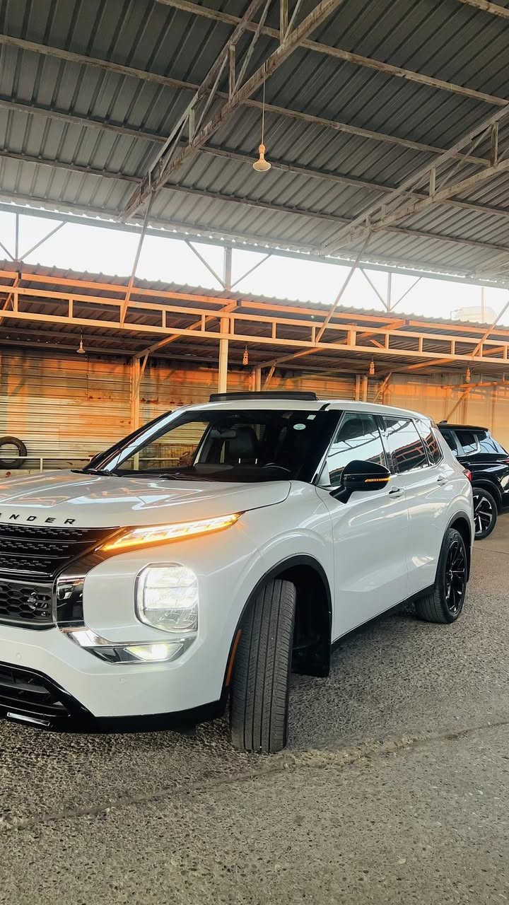 𝑴𝑰𝑻𝑺𝑼𝑩𝑰𝑺𝑰  𝑶𝑼𝑻𝑳𝑨𝑵𝑫𝑬𝑹  
𝑺𝑬  𝑨𝑾𝑪  ‏4x4 2024

موديل  2024

محرك 𝒄 𝒄 2,5 

مواصفات 
شاشه الكتروني 

بصمة
بانوراما

٧ راكب

كشن جلد

كشن تدفئة

ابواب بصمة

ابواب بردة

نظام كاميرا ‏‎  °360 

لايتات ليد زينون

مرايا شفت كهربائي

حساس امامي و خلفي

رادار امامي و خلفي و جانبي

بريك بصمة

صندوق شفت 

سيارة ١ قطعةصبغ بولند

𝑴𝒊𝒍𝒆𝒔مسافة12000

بدون دواخل
يرباك بس سوكان 

سيارة موجود عقرة

☎️ 
***********
