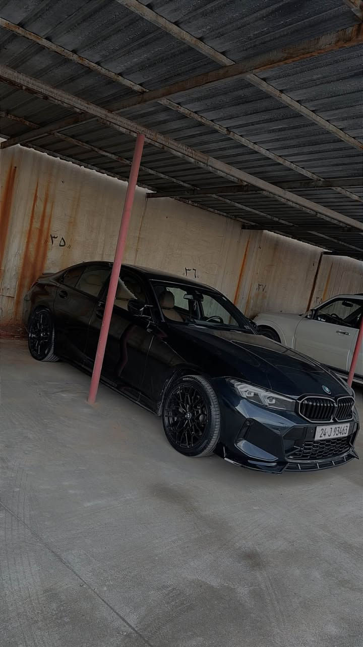 سلام علیکم BMW330i Xdrive 
فوول مواسەفات تەنها M پاکێج نیە
مۆدێل ٢٠٢٣ هیچ مەسورفێکی نیە بەشەرت هەموو شتێکی 
سبوغ نیو بۆنیتە ئێرباگ سوکان و شانێک ناوگرتن و شتی نیە هەموو گیانی بەشەرتە 
*********** أربيل, العراق
