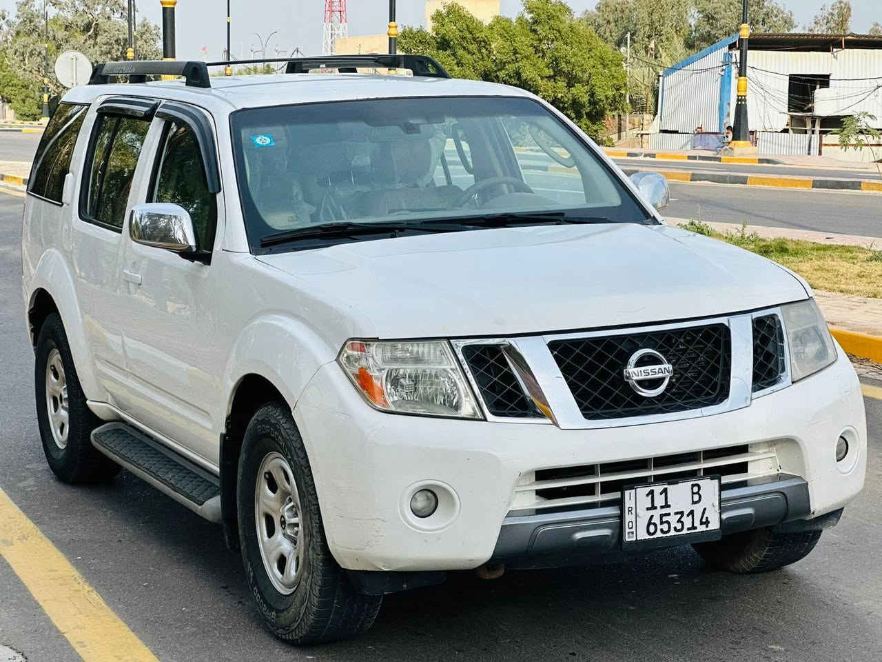 سلام عليكم. للبيع نيسان بافندر موديل 2011
رقم بغداد نكليزي  بسمي مشروع وطني 
 وارد  خليجي بيه     قطعتين صبغ فقط بدون دواخل تخم تايرات جدد تبريد ثلج 
 مكفوله كفاله عامه سياره جاهزه من كلشي  شاشه كامره دواره. حداديه جاهزه من كلشي. حجم المحرك V6/4000 مكفول من كلشي.  
السعر 109
العنوان كربلاء 
 الستفسار اتصل*********** كربلاء, العراق
