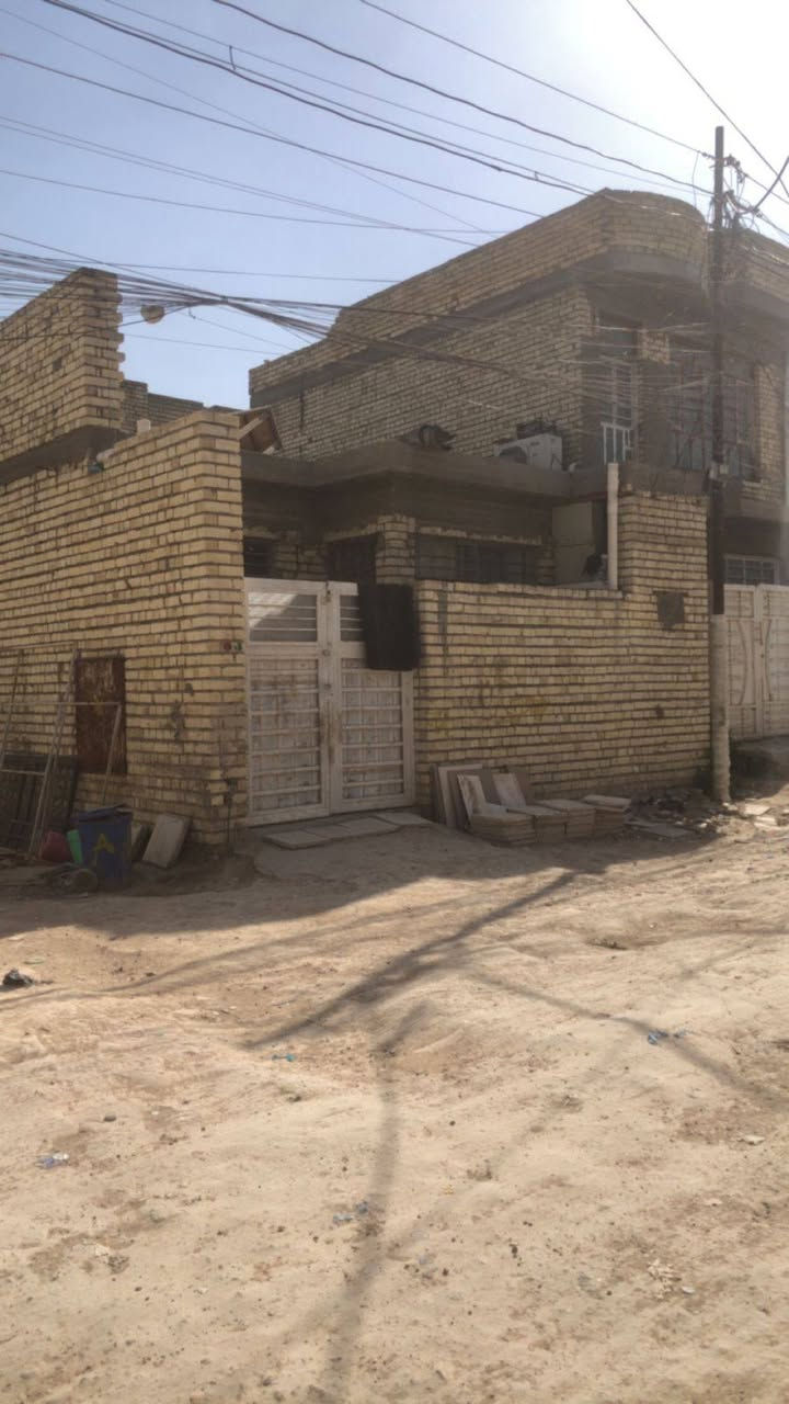 دار البيع مساحه ١٠٠ متر زراعي سند ٢٥ أبيه قرفتين انوم ابيه ستقبال مطبخ حمام داخل حمام خارج مسافه عن شارع ٢٠٠ متر تصل دل بل سعر *********** ***********
