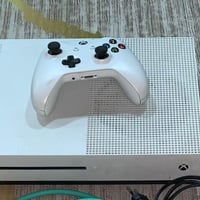 ايكس بوكس ون ايس للبيع نوص تيرا جهاز نظيف سعر 185 بي مجال قليل حك جيه ...
