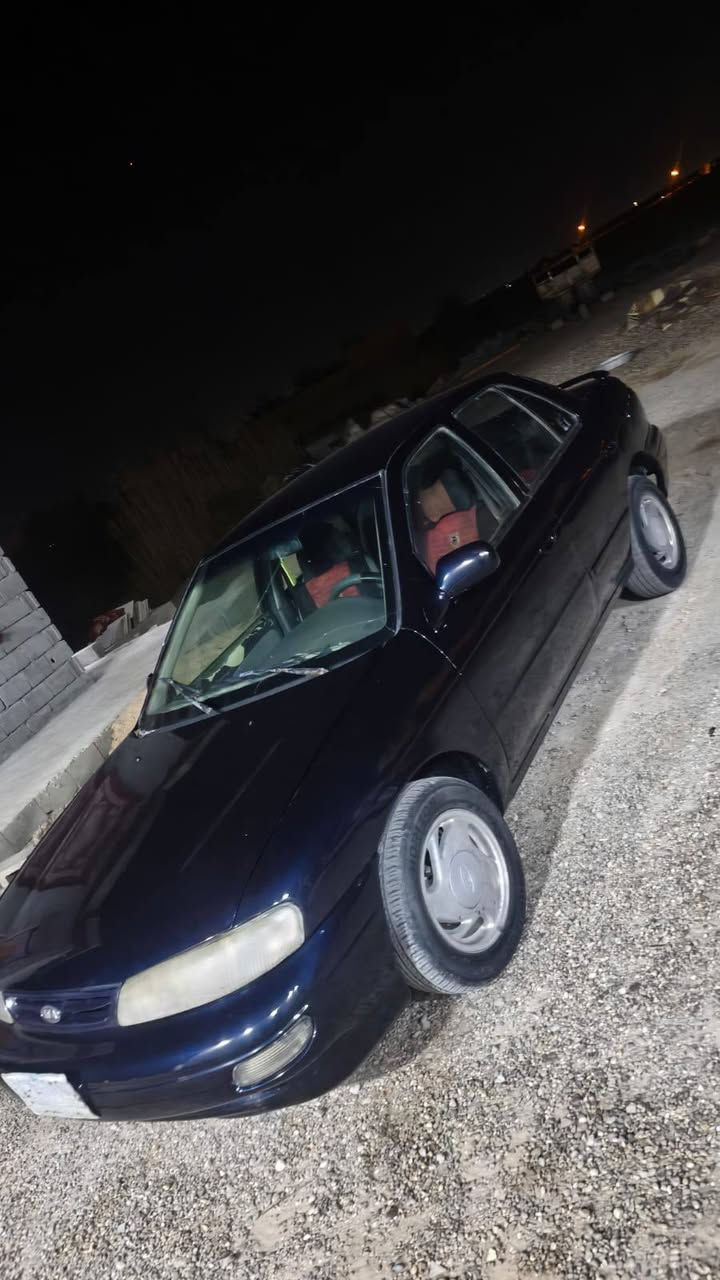 سلام عليكم 
سيفيه موديل 93
سياره مصبوغه عام جماليه 
كير محرك فول 
كير عادي رقم بغداد 
مكان سياره الانبار الكرمه
***********
