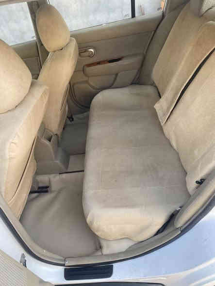 السلام عليكم نيسان فيرسه مكينه 2000 فول مواصفات شاشه فتحه بصمه تحكم جهتين فول حساسات رقم بغداد راعيها يمي بلكوت مديل 2007 سياره جديده مال بيت مرشوشه حزام جماليه  مكينه كير كفاله مناقصها ايشي  سعرها 75 وبيها مجال  ***********
