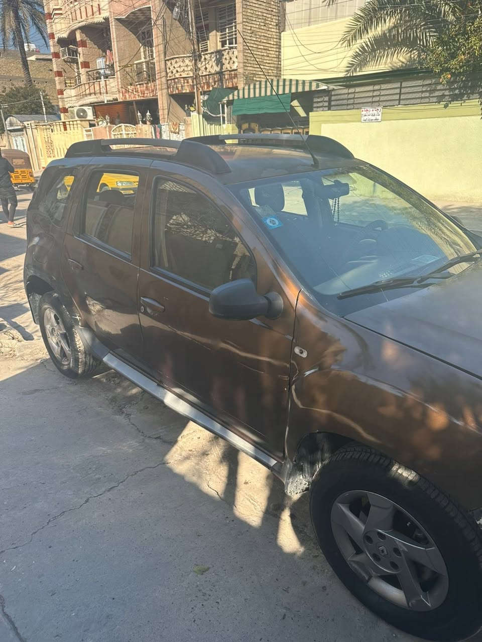 📌 للبيع | رينو داستر 2014
• الموديل: 2014
 • اللون: جوزي
 • المشي: 200 ألف كم
 • المحرك: 2000 , 4 سلندر 
 • الكير : أوتوماتيك

 • تحكم كهربائي بالمرايات
 • شاشة وسطية تدعم كاربلاي
 • كاميرا أمامية (داش كام)
 • كاميرا خلفية للبارك
 • السنوية مجددة لغاية 2029
 • اللوحات جديدة (بغداد)
 • السيارة باسمي، تحويل فوري
• السيارة نظيفة ومرتبة ومابيها نقص بس اكو ملاحظات بالبدي

📍 المكان: بغداد - الشعب
📞 للتواصل : ***********
متوفر واتساب

💰 السعر المطلوب: 68 ورقة (وبيه مجال حگ الجية)
