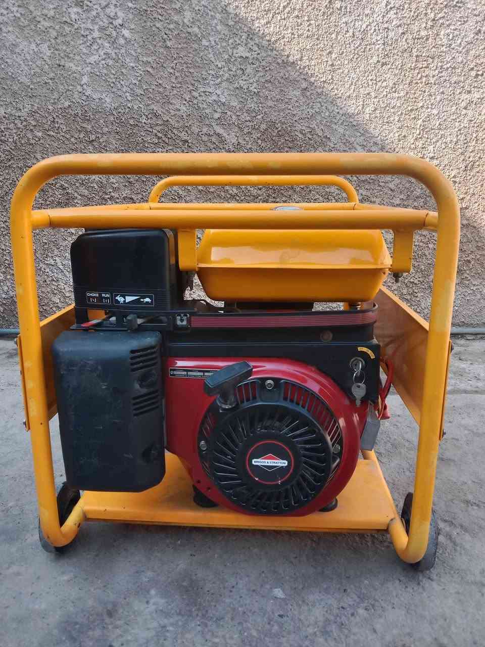 مولده بانزين بابانيه نوع جين باور 7 ونص كيفي 30  ابلاديه عل وضع الشركه نضافتهه 98% تشتغل سلف وهندر صوتهه كلش ناعم اقتصاديه بصرف البانزين السعر 950 الف المكان بغداد قريه الانتصار مجاور الراشديه
***********
***********
