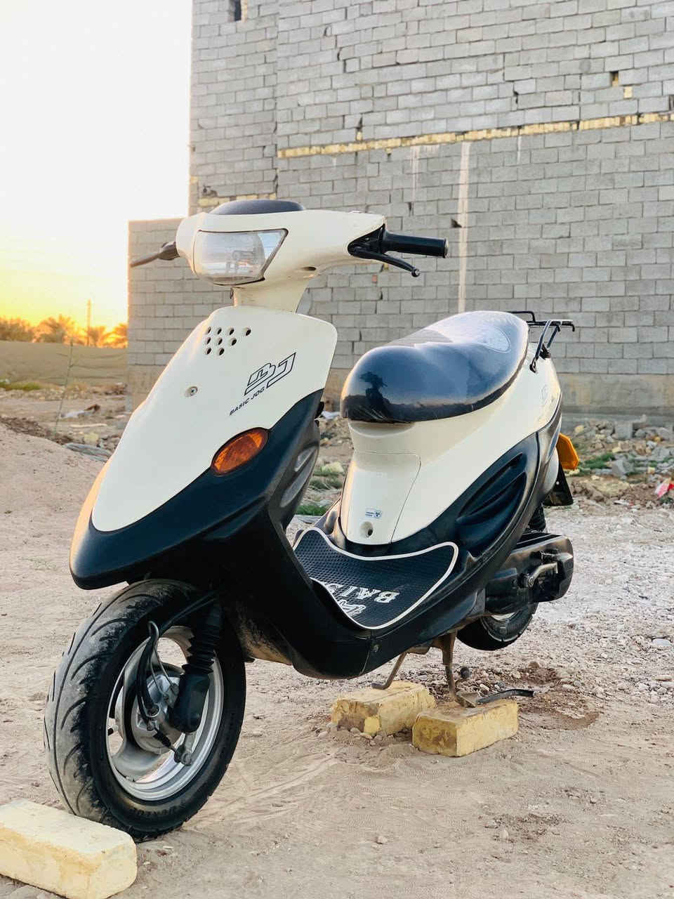 سلام عليكم دراجه ام تسع زروف دراجه وكيل صارله ٤ شهر من طالعه من الوكيل  نضيفه فول ب ٦٥٠ ميسان حي رساله ***********
