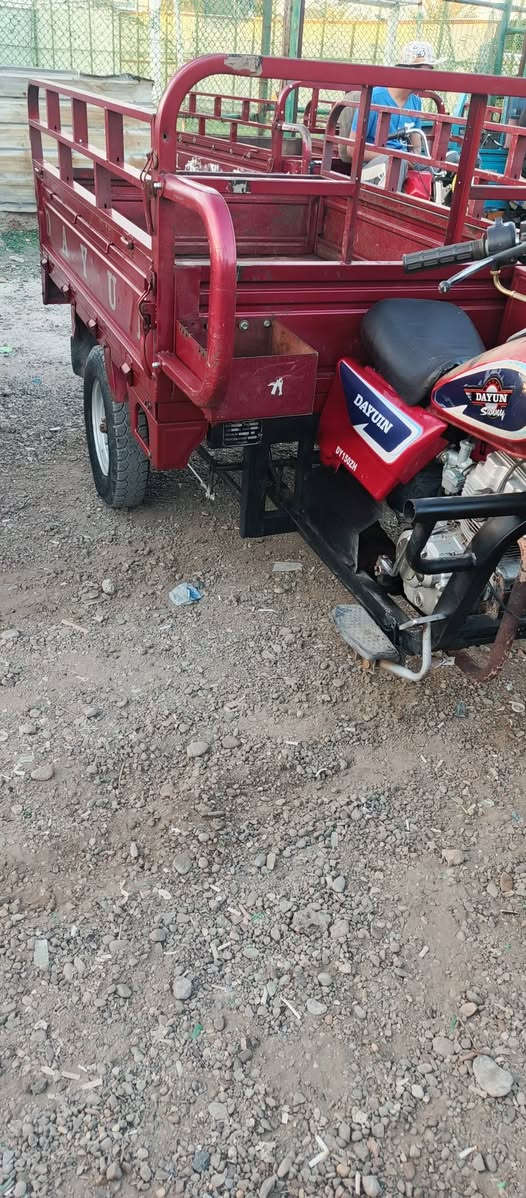 سلام عليكم ستوته دايوان موديل 18اوراق اصوليه مكينه حلوه لاصبغ لاخياس ستوته خير من لله الستفسار ع رقم ***********
