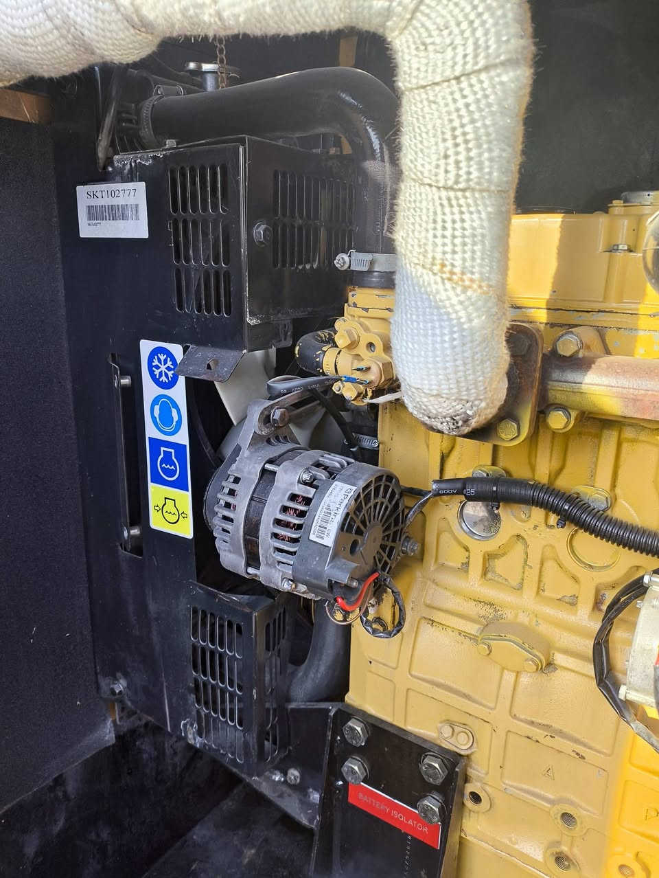 يوجد قطع مولدات بيركنز اولمبيان انكليزي 3 سلندر توليد 22KVA شاشة نظام حماية فول اوتو شرط الشغل وشرط الفحـص السعر 35 ورقة العنوان اربيل للأستفسار *********** يوجد توصيل لكافة المحافظات وبضمان 🚚
