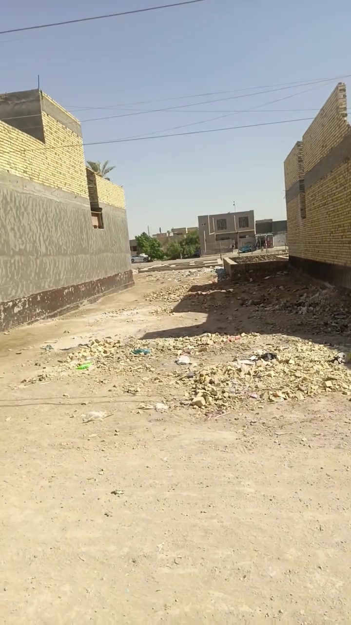 قطعة ارض للبيع مساحتة 250متر
الموقع/بين زراعي الجمعية وشارع علي قمارة مقابل فرع اسواق حسون مخيف
السعر/45بيه مجال 
للاستفسار الاتصال على الارقام التاليه 
***********
***********
