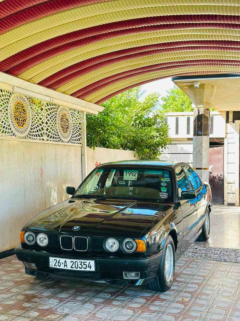 السلام عليكم للبيع بي أم دبليو 1991حجم 525اصل 
محرك فانوس 
السياره مصبوغه عام جماليه 
كير محرك كله شرط 
صدر امامي خلفي حداديه كل شرط
هزه كل كامل 
السعر 67وبيه مجال
رقم صلاح الدين دولي 
العنوان/صلاح الدين قضاء بلد 
الهاتف ***********
