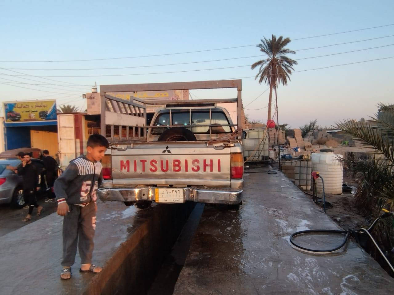 بيك اب مستوبيشي 
محرك ونجي كربلائي 4 مكفولات
موديل 94
رقم بصرة 
تنتهي السنويه نهايه سنه 2027
السعر 40
للاستفسار ***********
