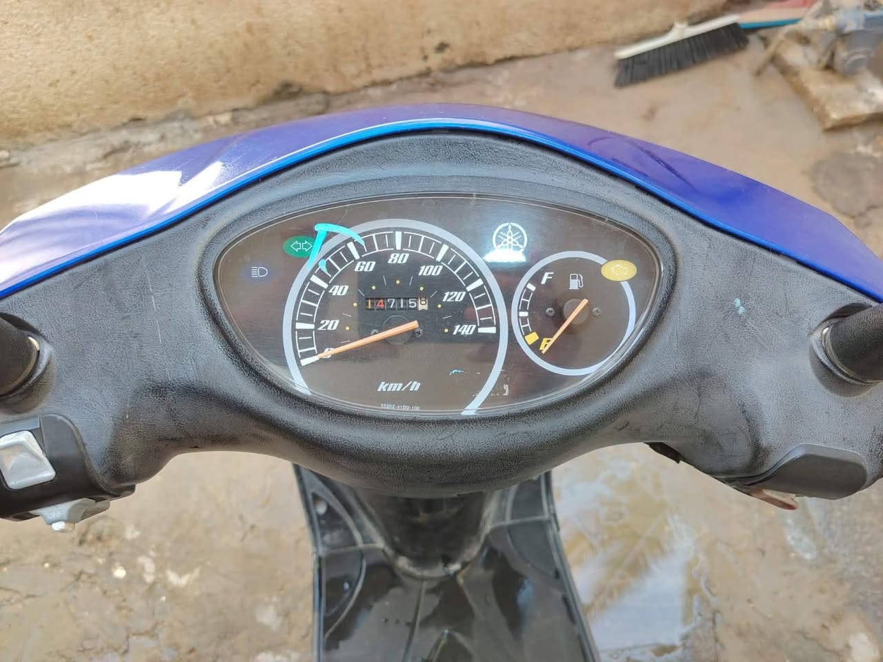 السلام عليكم دراجه للبيع اكزز كربلاء الشبانات ***********
السعرمليون 750 وبيها مجال نصيفه كلشي مابيها شئ مفتوح
