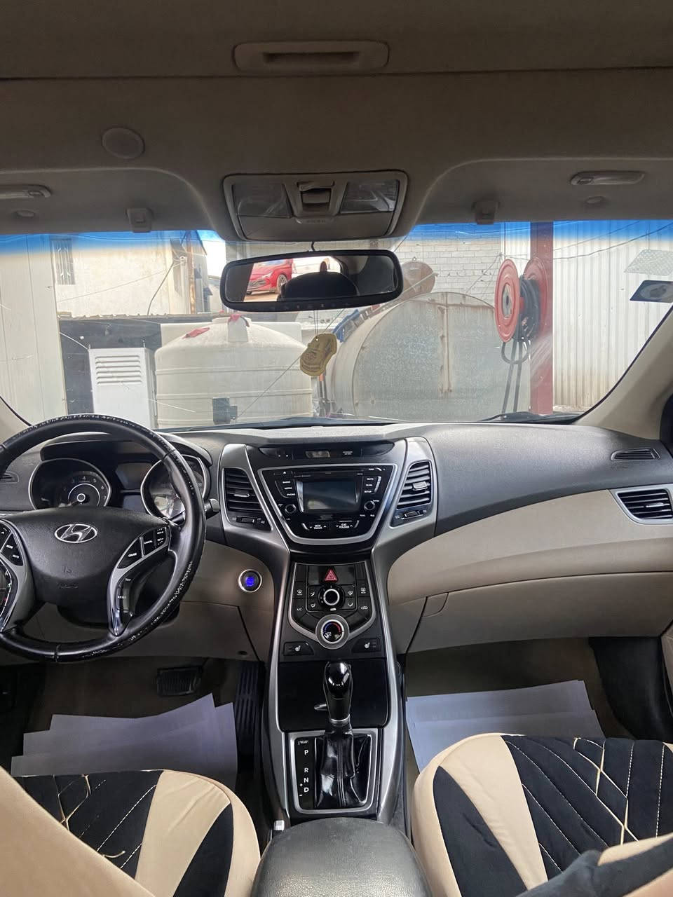 السلام عليكم 
النترا وارد طابه كلين 
بيها ٥ قطع صبغ بدون حادث 
السياره فول مواصفات ١/١ 
ماشيه ١٣٠ الف قابل للزياده 
السعر ١٠٨ 

مكان السياره بغداد 
***********
