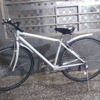 البيع ياباني المكان بغداد السعر ١٠٠ 07727271235