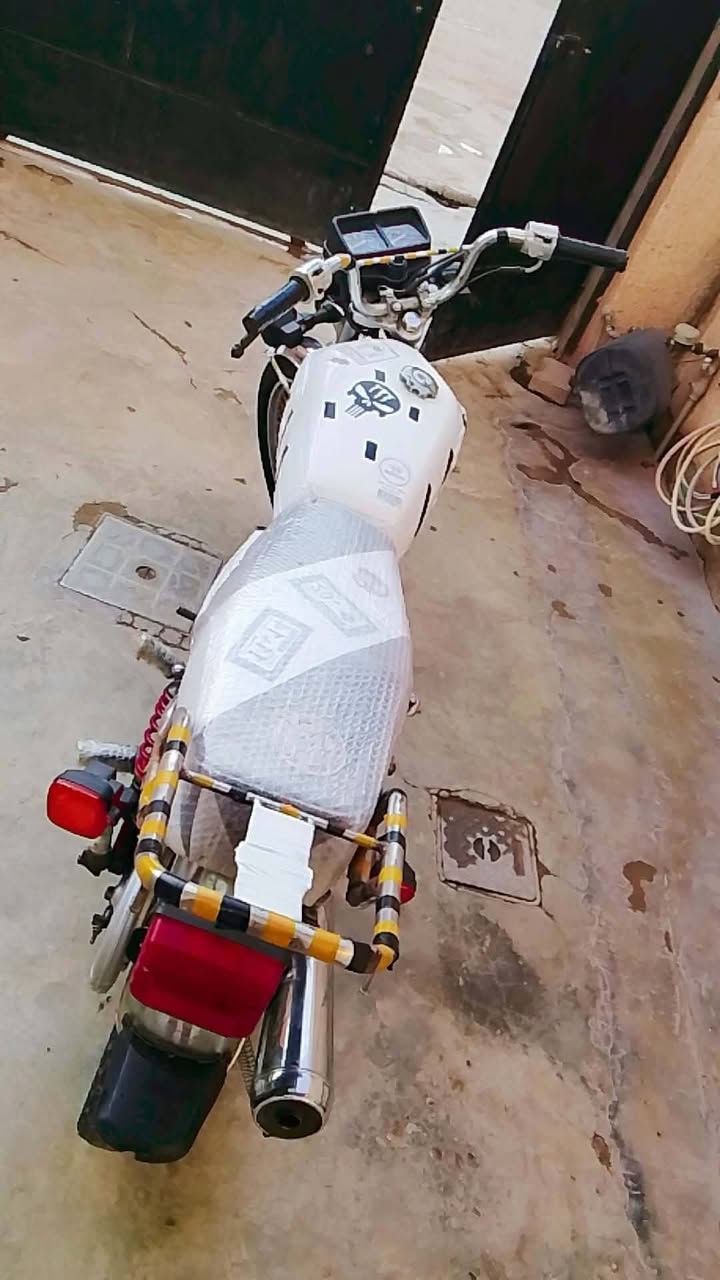 سلام عليكم مطور إيراني موديل 2020 مكلف بانشر لاحد يرسل خبر صاحب ***********سعر 350مجال بي
