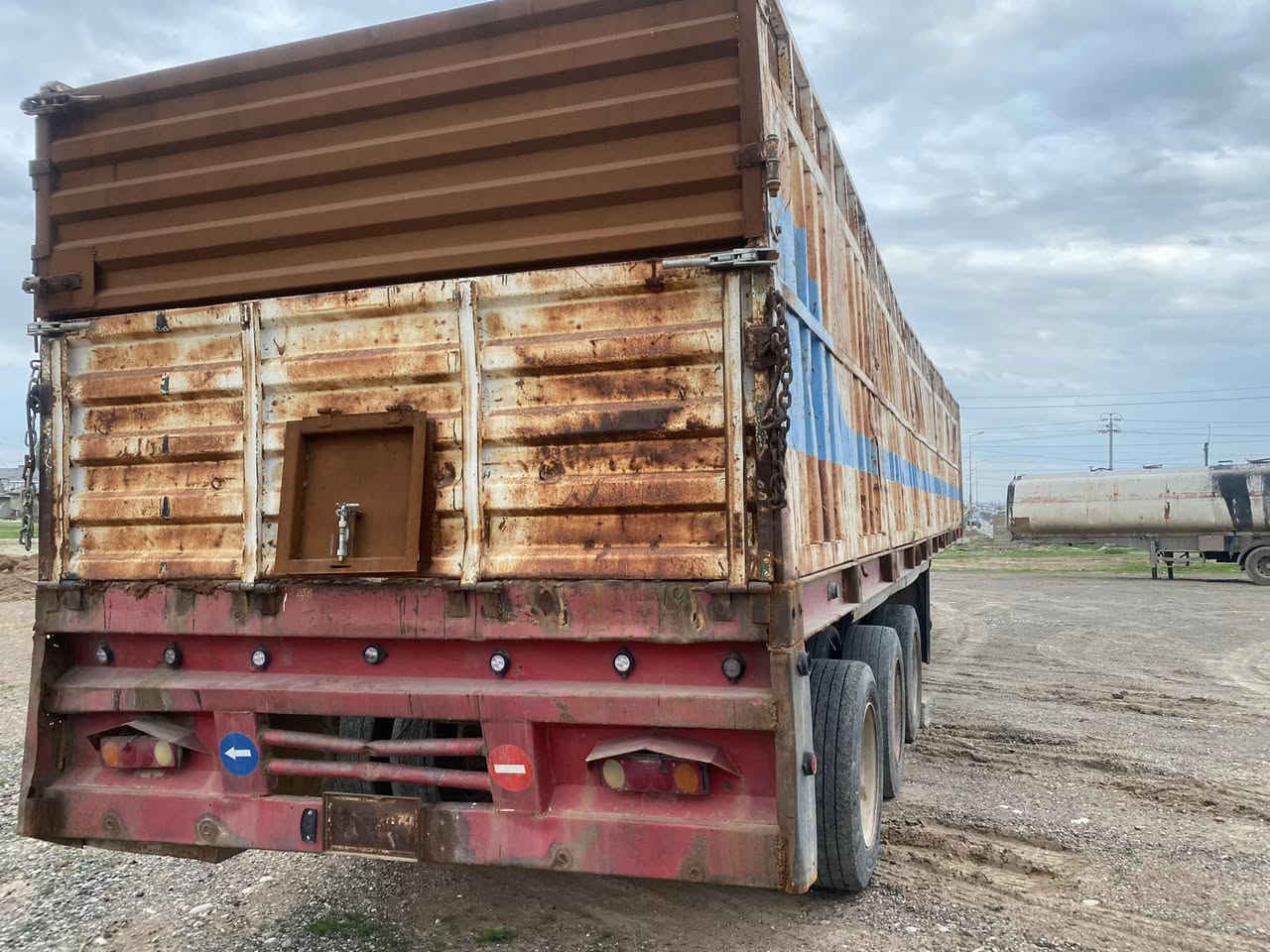 اربیل طريق كوير ***********بي واطساب
لبیح تخم تایر جاھز شاصي اوروبي جاھز مکفول 
سعر نيهاي ٦٠ قفل
