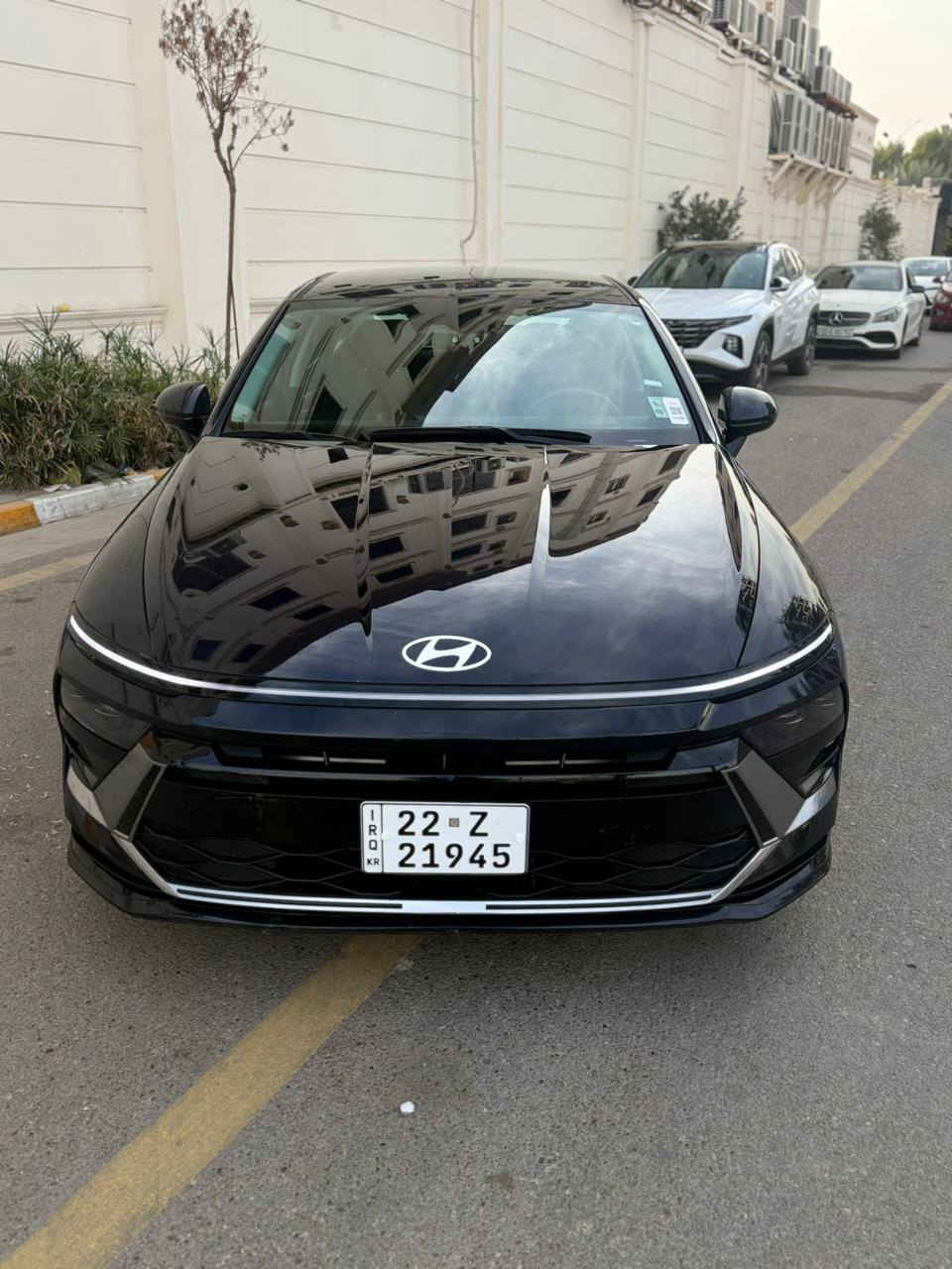 السلام عليكم 
سوناتا موديل
 2024
ماشيه 47mi

اللون اسود حبري متغير
مواصفات
شاشه 
كامره
لايت عدسات
بصمه
رادار امامي
رادار خلفي
رادار جانبي
لد امامي خلفي
ويل كب
توقف ذاتي 
قياده ذاتيه
تنبيه خروج عن المسار
تحديد مسار 
فول تحكم ستيرن
كشن السائق كهرباء
تدفئه بالكشنات
تدفئه بالاستيرن 
داخل  اسود
شفتات 
كير تعليك
تبريد بيانو لمس
ترحيب عند الاقتراب
صندوق ذكي
تشغيل عن بعد
محرك 2500✈️
صور الحادث بالمنشور فقط جاملغ وحافة الباب بجم امامي خلفي كبس شركه
الحادث سطحي 
بدون اي دواخل شاصي اللغد والايرباك والكير والمحرك كلهن مكفولات 
صور امريكا بالمنشور
للاستفسار***********
الموقع بغداد الكاظميه چكوك
السعر 192$
رقم اربيل الدولي تحويل وكاله مضمون بغداد, العراق
