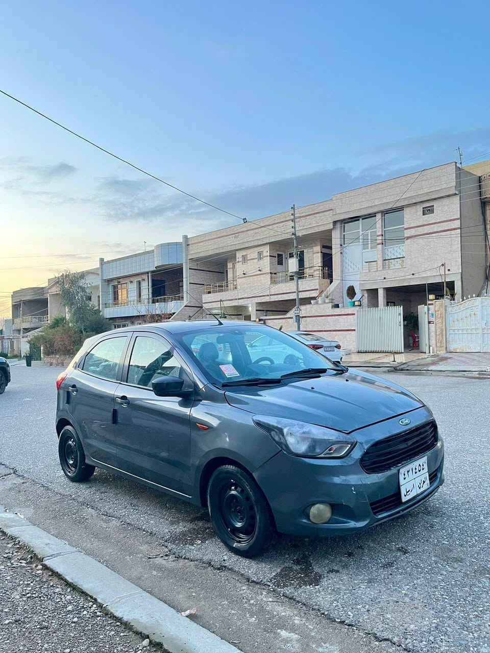 فۆرت فیگۆ 2016دوپارچەی هەیە چاملغ بۆنیت  هەیە 93 هەزار سعر63محامەلە  رۆیشتوە  سۆنەرەکەشم داناوە ژم*********** أربيل, العراق
