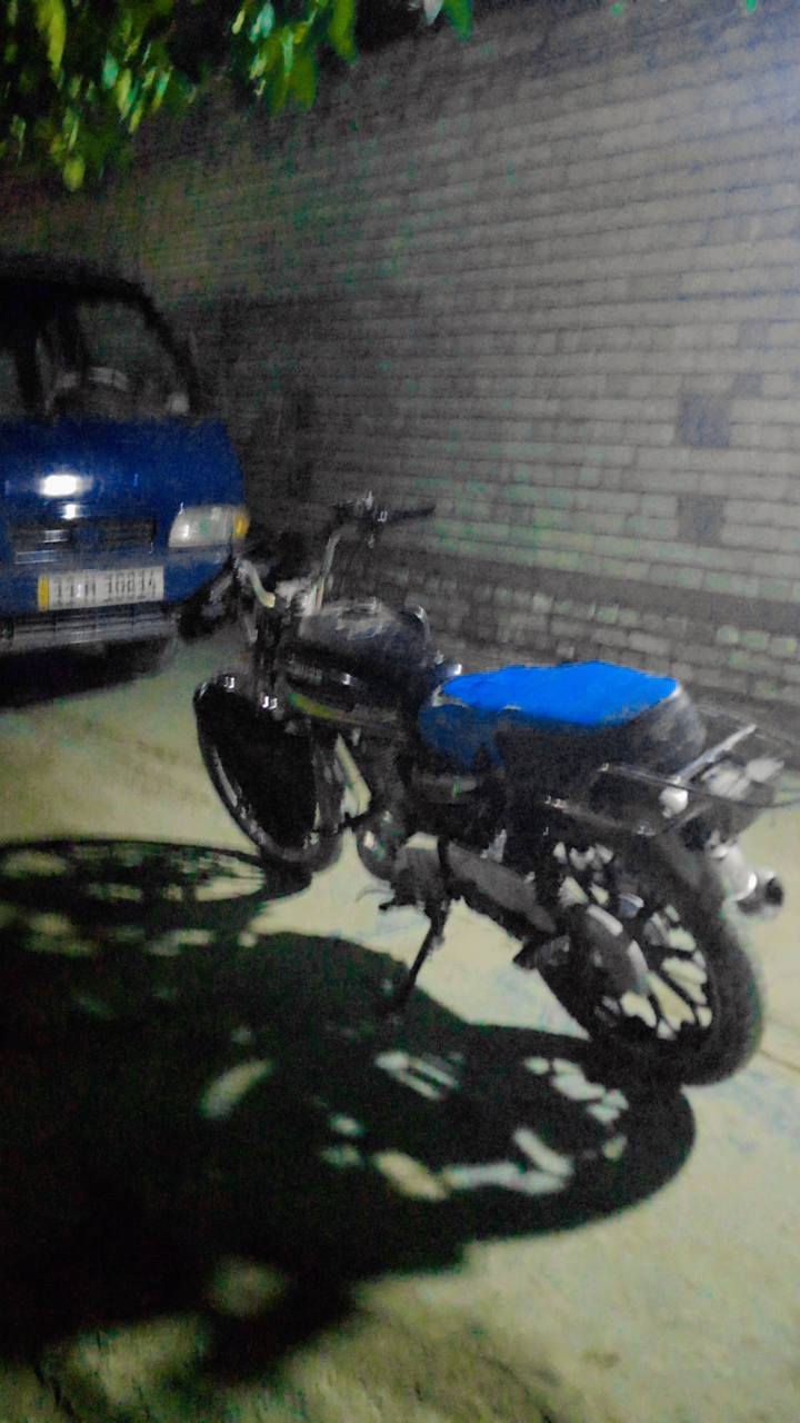 سلام عليكم لبيع دراجه يراني 5 كير النوع سيفان الدراجه نضيفه مابيها موديل 24 السعر 450 وبيها مجال الرقم ***********
