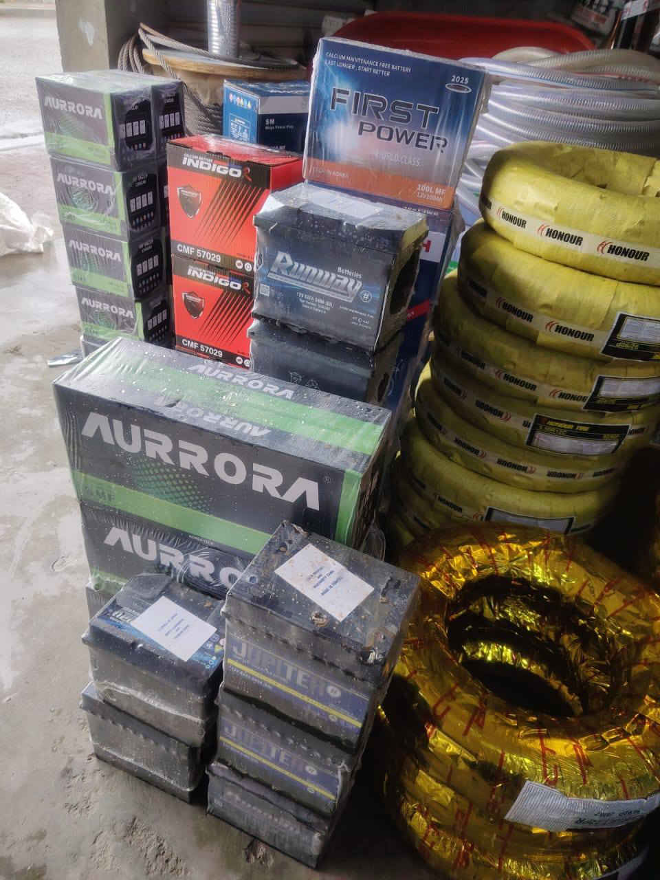 مو كل إطار ينفع… ومو كل بطارية تعيش. إذا تريد شي يعتمد عليه، تعال مباشرة بدون تضييع وقت.
🔻 محلات القمة التجارية 🔻

نبيع ونفحص وننصحك بالصح، مو بس نبيع ونمشي.

✔️ إطارات (تايرات) تتحمل الطرق القاسية

✔️ بطاريات تشغيل قوي وثبات عالي

✔️ فحص سريع قبل الشراء حتى تعرف شتاخذ بالضبط

💬 لا تنخدع بالسعر الرخيص… الرخيص غالباً يدفعك تدفع مرتين.

📍 الموقع: ناحية – العباسي – الحي الصناعي

📞 ***********

📞***********

👤 بادارة: وليد شرقي

يتوفر جميع احجام الاطارات والبطاريات اتصل وتدلل
