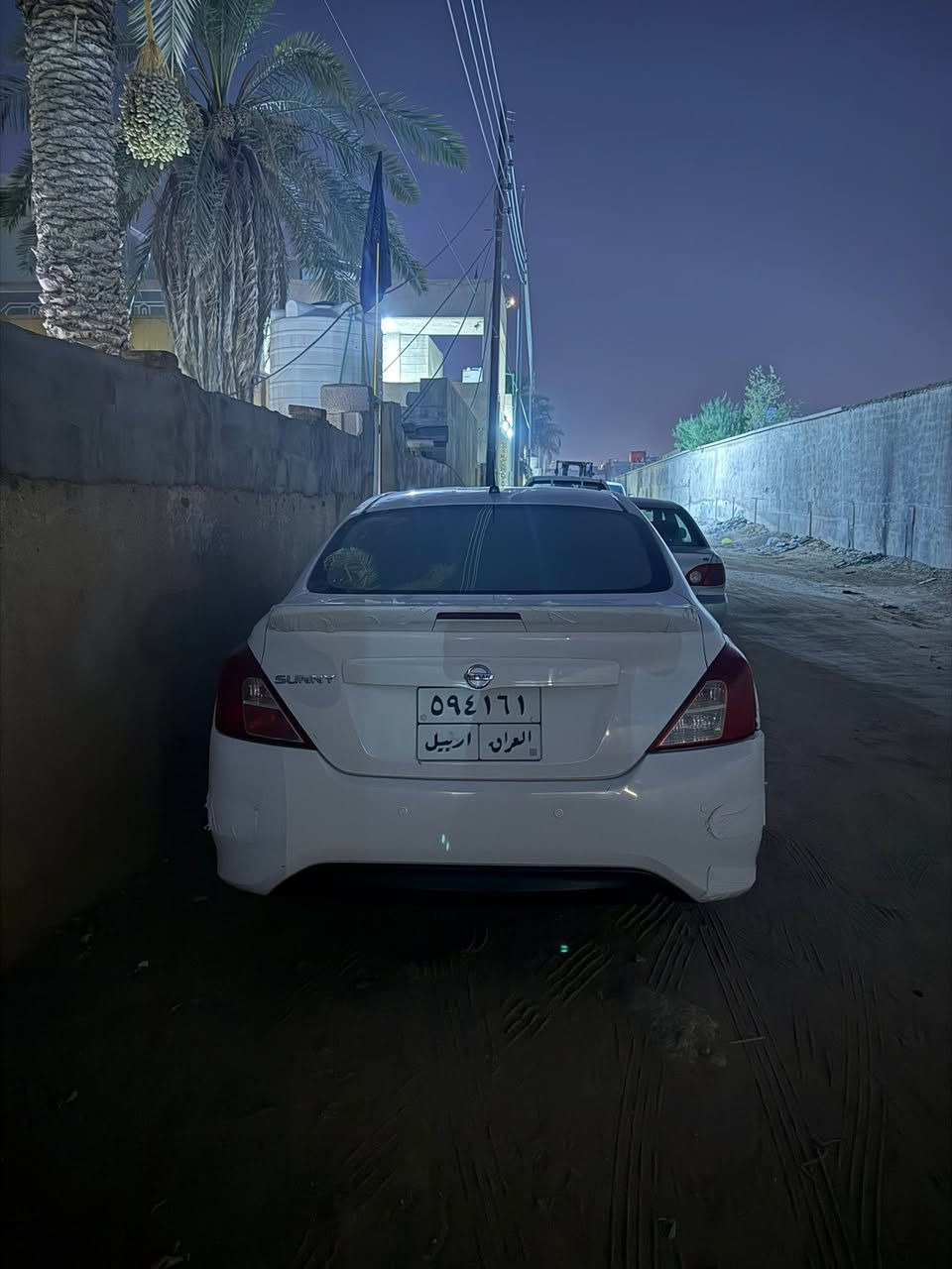 نيسان صني موديل 2020 بيه جالوب قمارا وبنيد وبيه بارد كد اصبعين مكينه كير تبريد كفاله حداده قبل سبوع نافضها تخم تاير قبل يومين شادهن سعر 102 مجال قليل ***********
